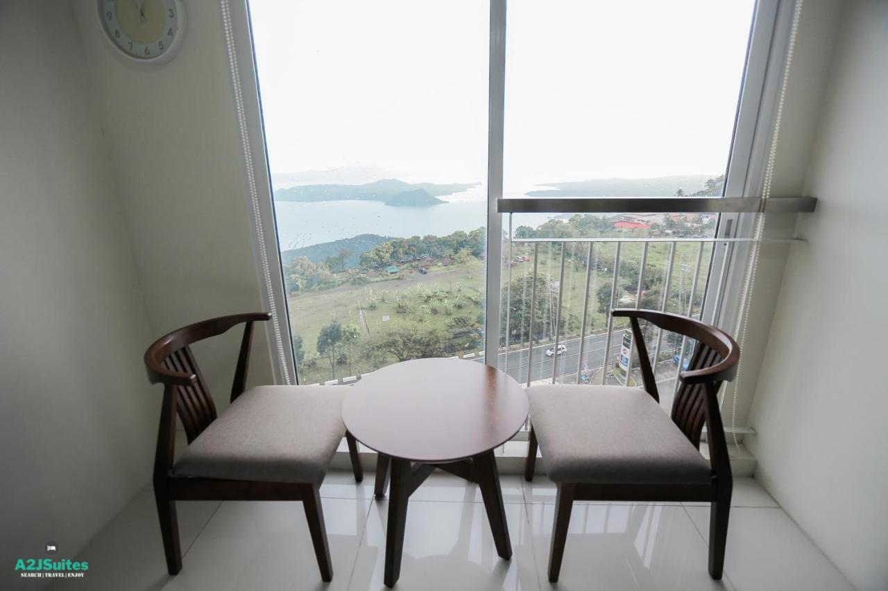 A2Jsuites Bedroom Taal View Luxury Smart Home Suite Near Skyranch Tagaytay City Bagian luar foto